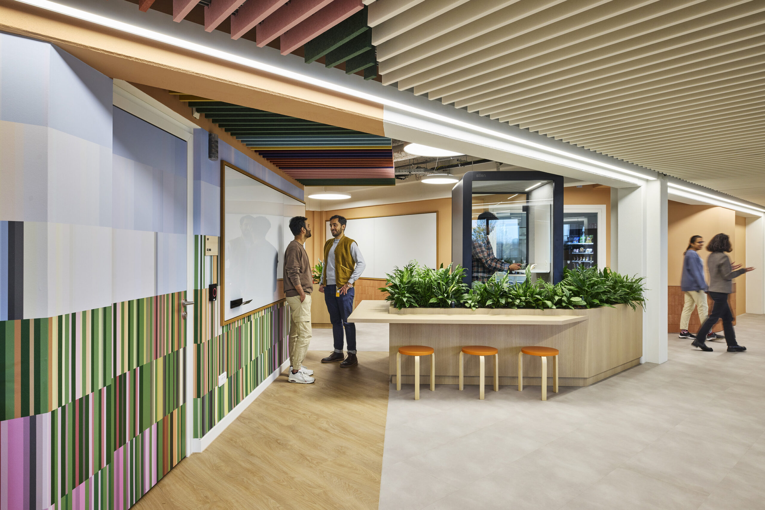 Client: HWL International Commissioned by: Lisa Stock Location: Amazon office space, The Cloud Building, Mr.Treublaan 7, 1097 DP Amsterdam Present at photoshoot: Michael Garner and Jessamy Topping