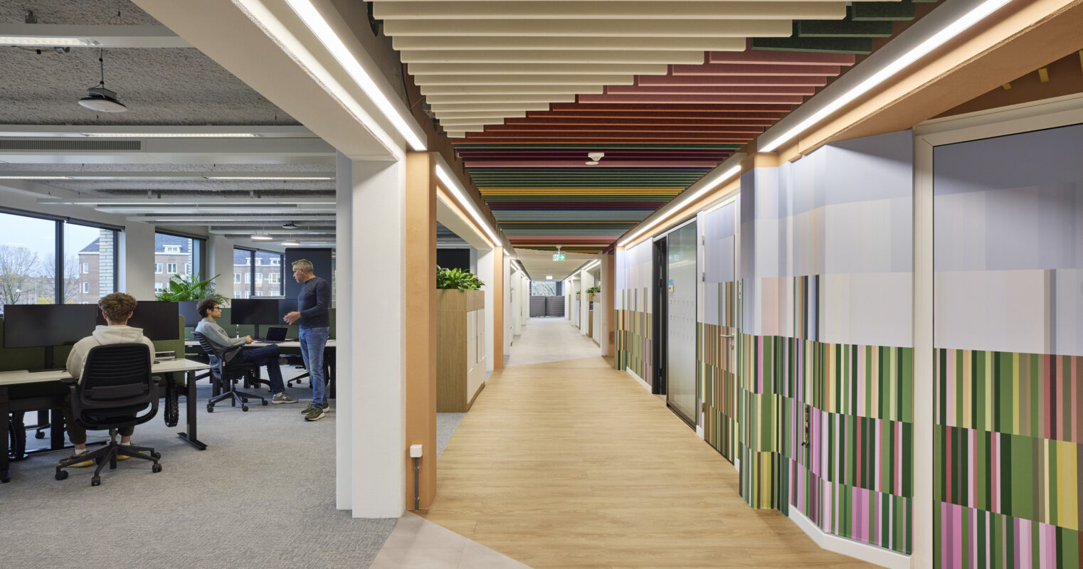 Client: HWL International Commissioned by: Lisa Stock Location: Amazon office space, The Cloud Building, Mr.Treublaan 7, 1097 DP Amsterdam Present at photoshoot: Michael Garner and Jessamy Topping