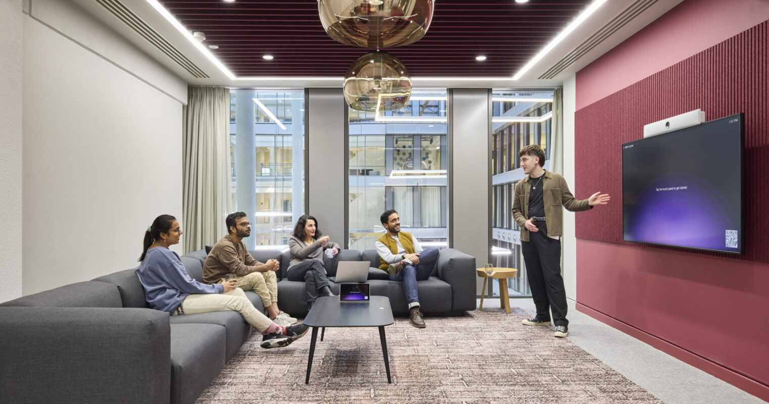 Client: HWL International Commissioned by: Lisa Stock Location: Amazon office space, The Cloud Building, Mr.Treublaan 7, 1097 DP Amsterdam Present at photoshoot: Michael Garner and Jessamy Topping