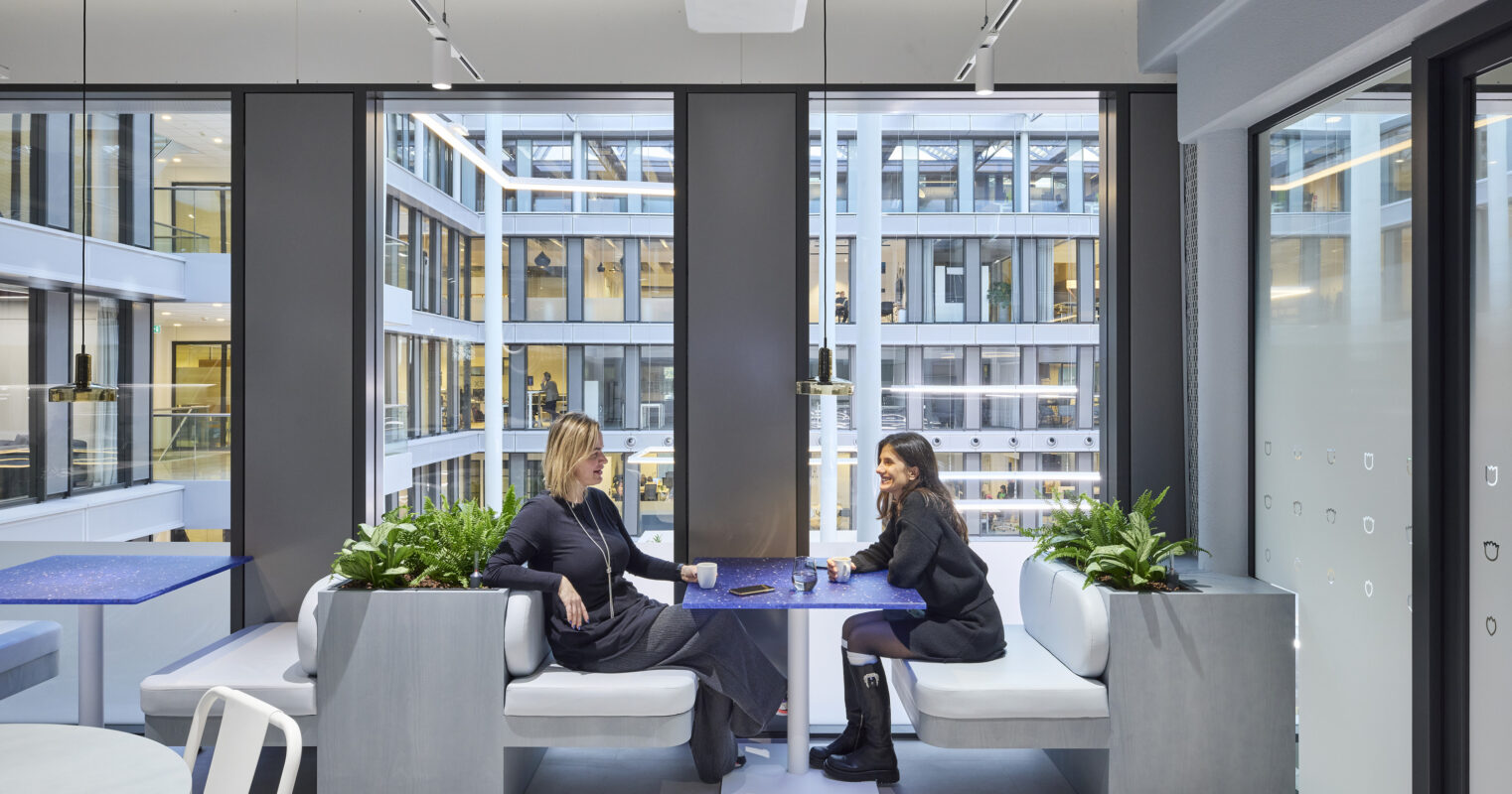 Client: HWL International Commissioned by: Lisa Stock Location: Amazon office space, The Cloud Building, Mr.Treublaan 7, 1097 DP Amsterdam Present at photoshoot: Michael Garner and Jessamy Topping