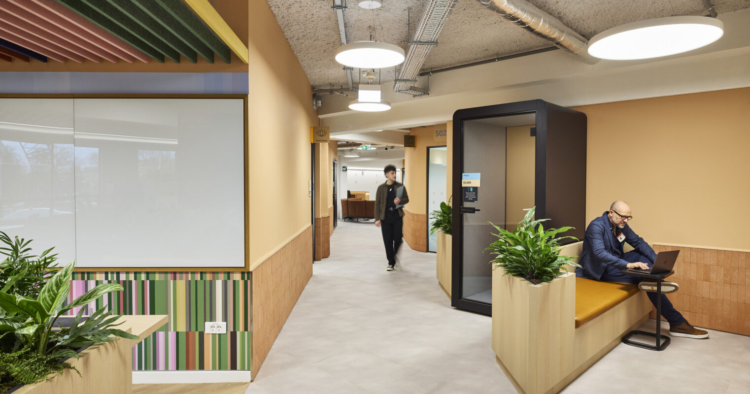 Client: HWL International Commissioned by: Lisa Stock Location: Amazon office space, The Cloud Building, Mr.Treublaan 7, 1097 DP Amsterdam Present at photoshoot: Michael Garner and Jessamy Topping